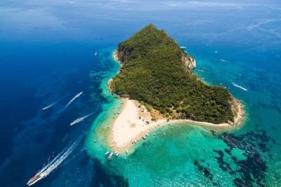 zakynthos island private cruise